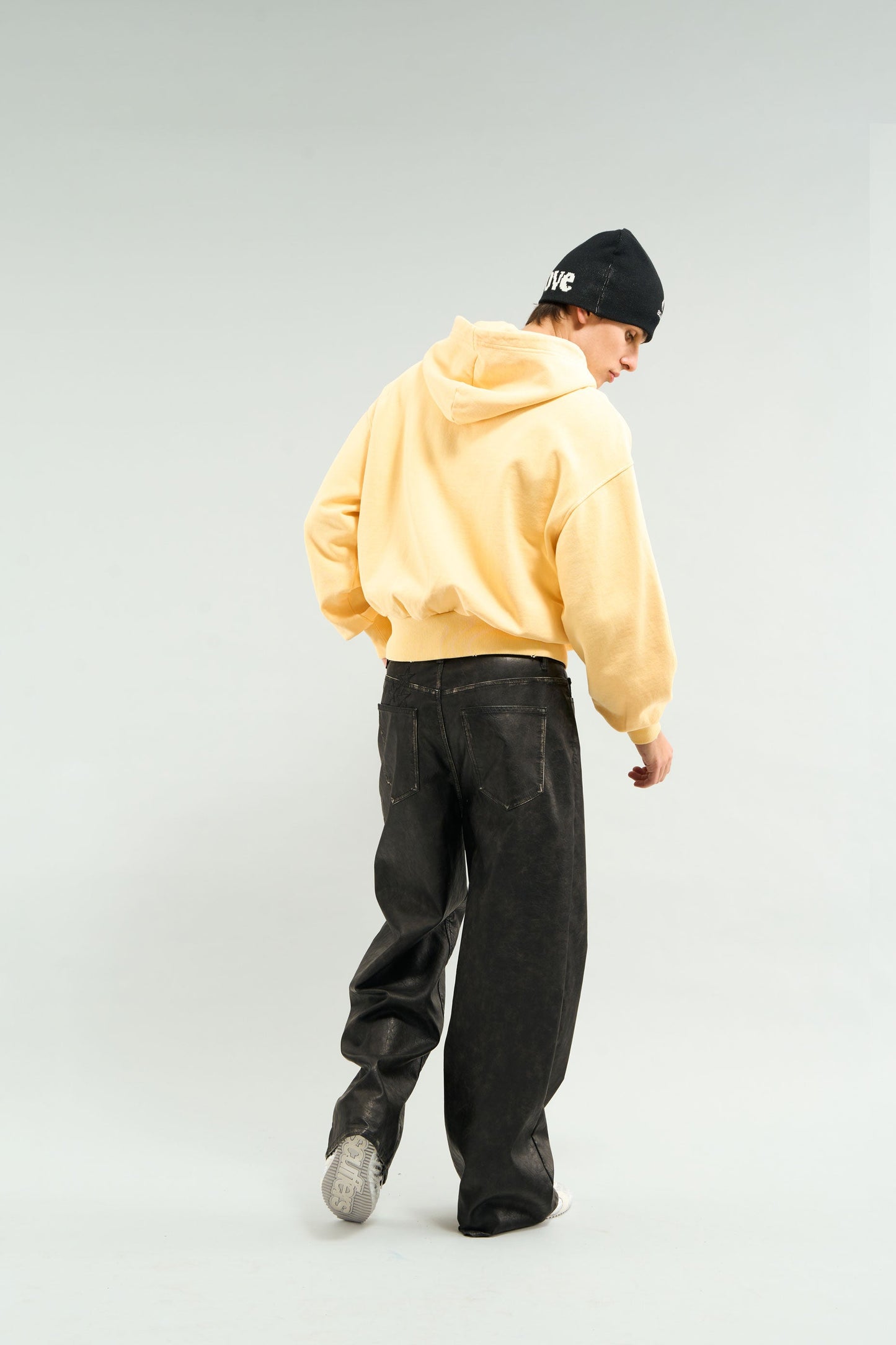 Essential Yellow Zipper